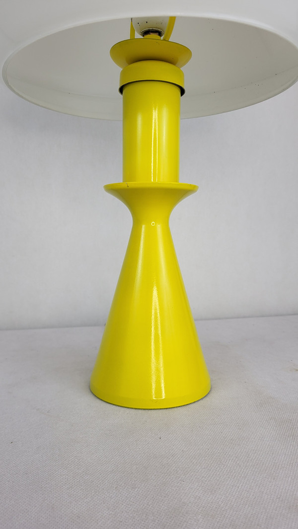 Yellow lacquered metal lamp, 80s design