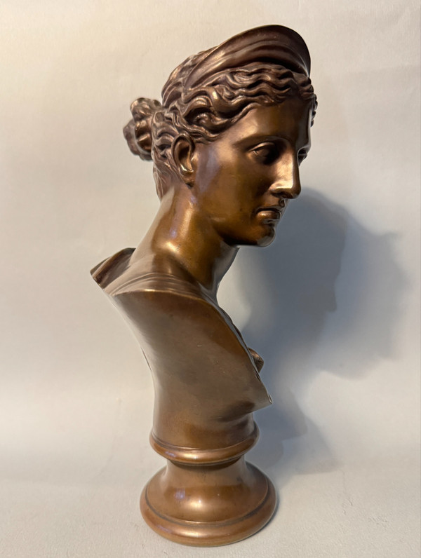 Bust of Diana of Versailles or "Artemis" in Bronze F. BARBEDIENNE