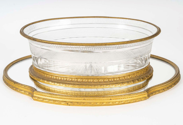 A beautiful crystal and gilt bronze centrepiece, circa 1880