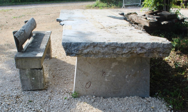 Table De Monastère En Pierre De Saint Cyr Et Son Banc