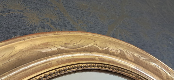 Small oval Louis Philippe mirror 66x 57