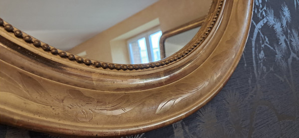 Small oval Louis Philippe mirror 66x 57