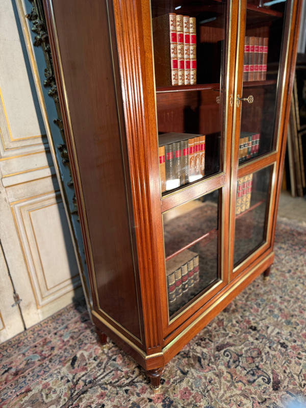 Louis XVI mahogany bookcase, early 19th century