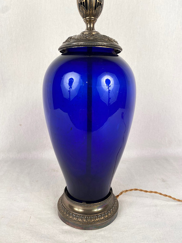 Risler und Carré. Große Lampe aus blauem Glas und silbernem Rahmen, Minerva-Punze