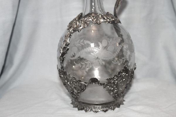 Louis XV style engraved glass ewer, 19th century