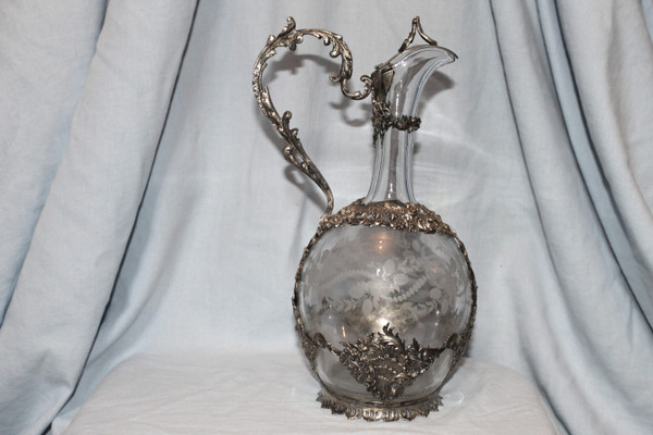 Louis XV style engraved glass ewer, 19th century