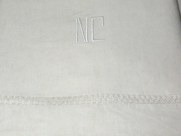 Pair of linen thread sheets with lace border NC initials, perfect condition: 240 x 300 cm