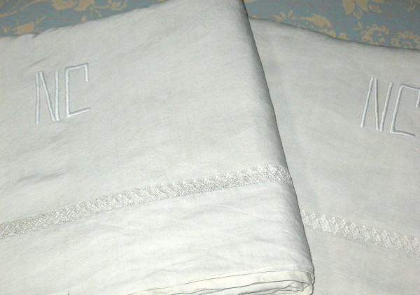 Pair of linen thread sheets with lace border NC initials, perfect condition: 240 x 300 cm