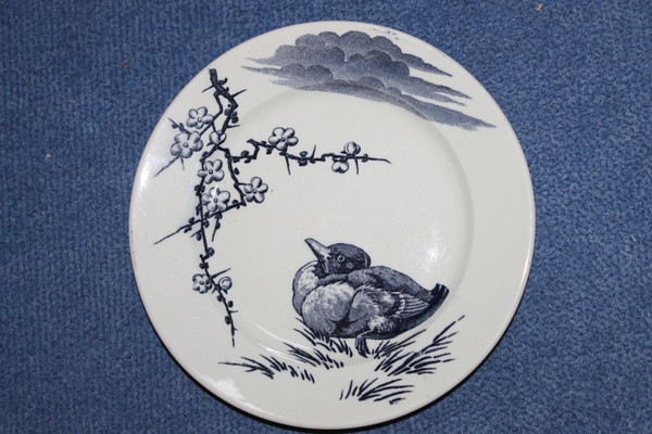 8 assiettes en faïence de Lunéville les grands oiseaux époque Keller et Guérin japonisant 19ème