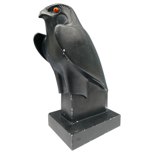 Moulage en plâtre 1950 Faucon Horus géométrique patine noire