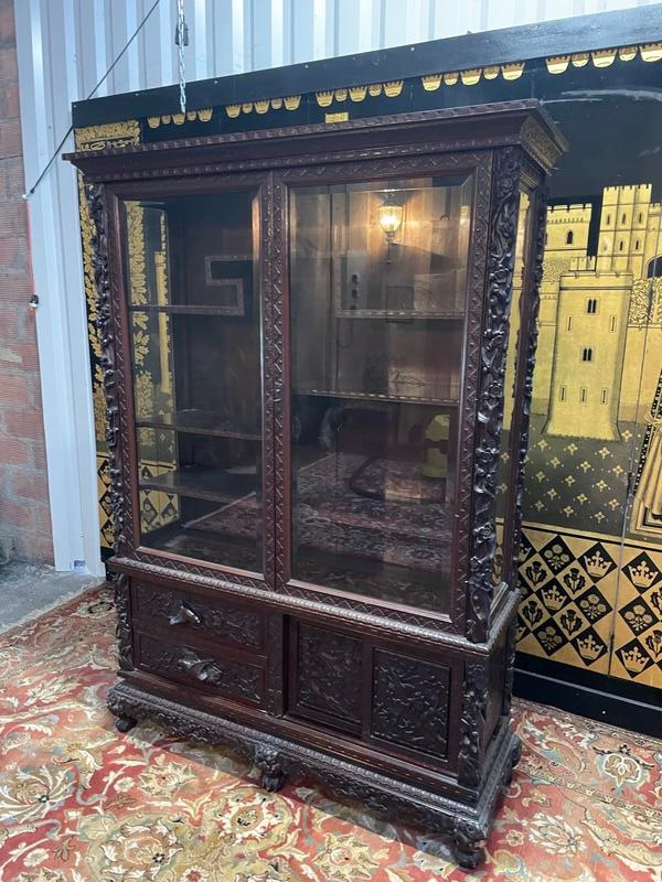 Library - Asian / Chinese style display cabinet