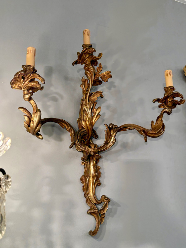 Large Pair of Louis XV Style Bronze Wall Lights 19th Century (H72cm)