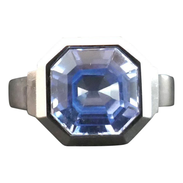 Art Deco Silver Ring Set With A Synthetic Blue Spinel