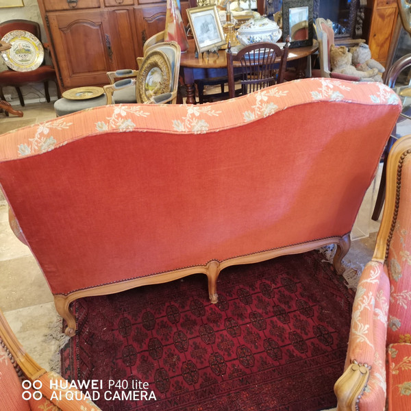 Louis XV blond cherrywood armchair and bergère bench seat, early 20th century