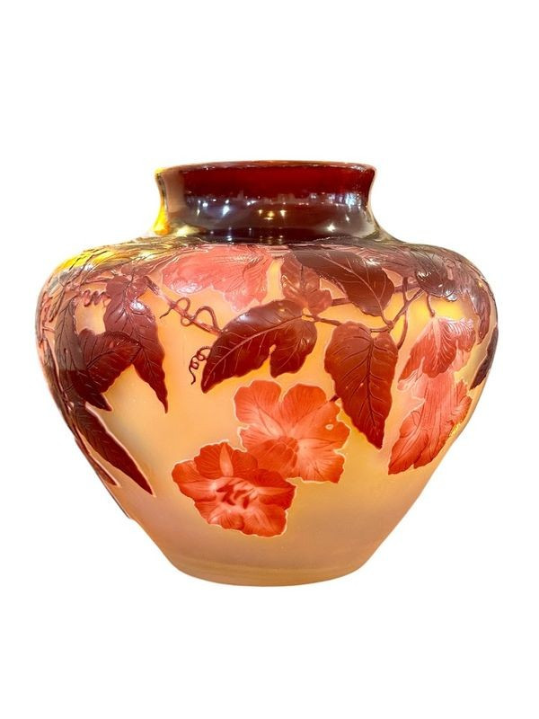 Emile Gallé Vase Art Nouveau "Bignones Rouges"