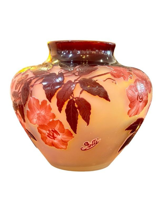 Emile Gallé Vase Art Nouveau "Bignones Rouges"