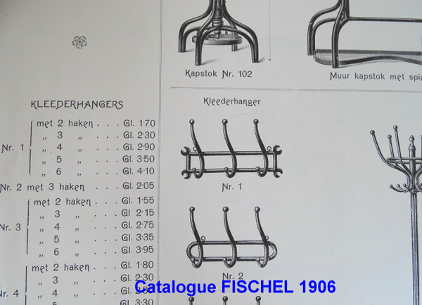 Deux porte-manteaux-chapeaux à 3 patéres, par Fischel vers 1900, no Thonet