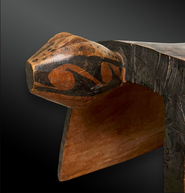 SHAMAN BENCH - Central Brazil - First half of the 20th century