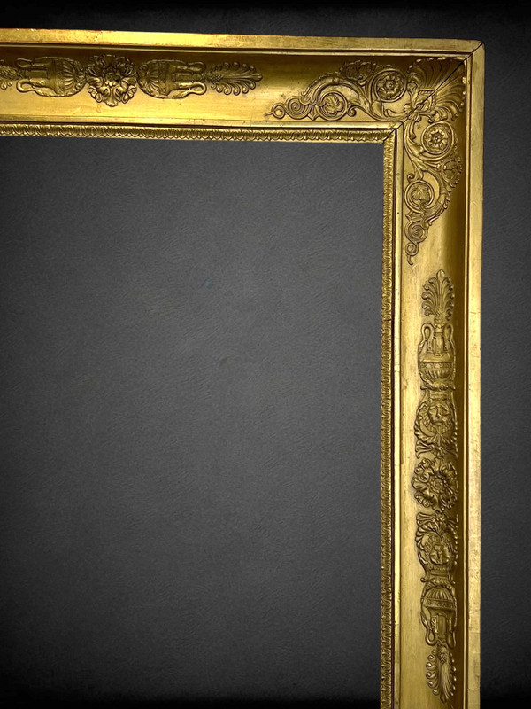 19TH CENTURY EMPIRE STYLE FRAME IN WOOD / GOLD STUCCO FOR PAINTING 53 CM X 42 CM