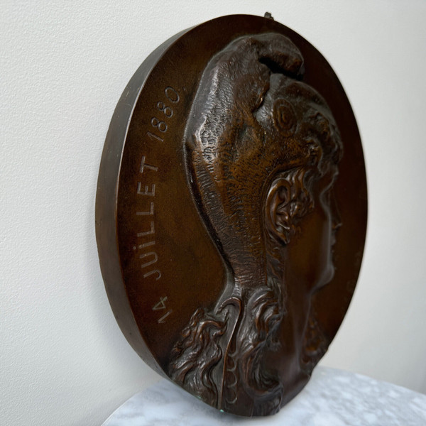 Basrelief-Bronzemedaillon aus dem 19. Jahrhundert vom 14. Juli 1880 von Jules Graux