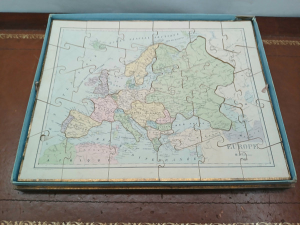 Atlante geografico in puzzle