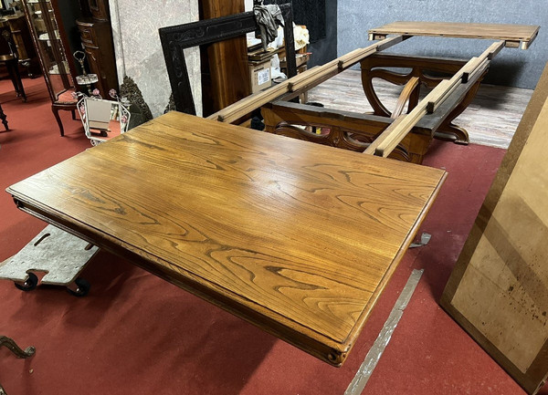 Nach Louis Majorelle: Muséale table école de Nancy aus Nussbaum und Esche Jugendstil-Epoche