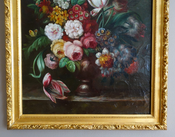 Ecole française du XIXe siècle, grande nature morte aux fleurs, cadre Louis XVI - 61cm x 82cm