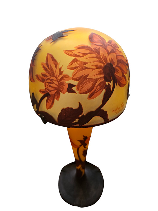 Muller Frères Lunéville "Dahlias" Mushroom Lamp