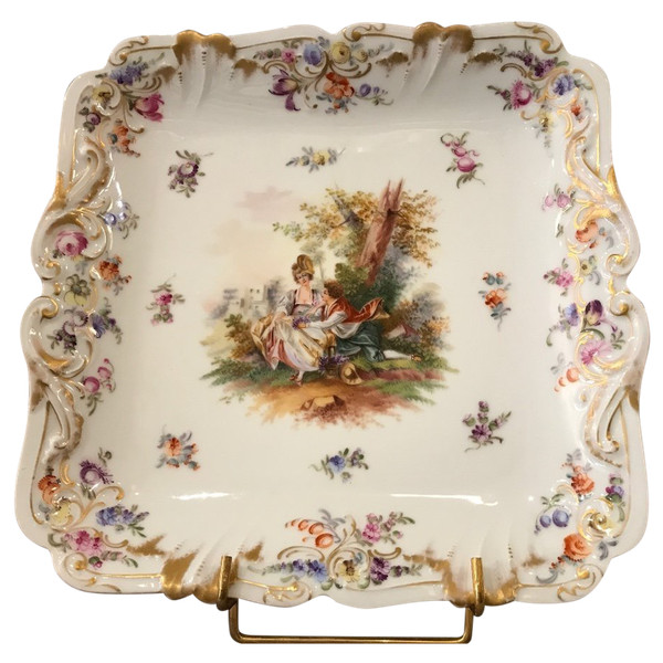 Plat à gâteaux en porcelaine anglaise d'époque 19 ème de la marque "Derby"