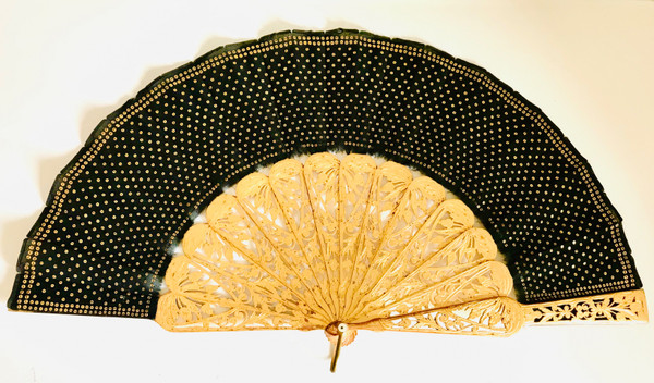 Evening fan 19th century