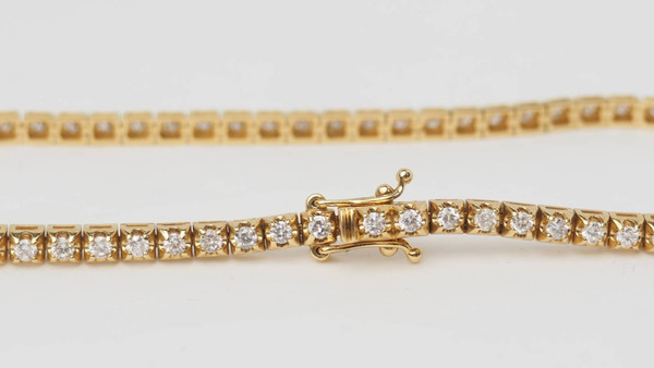 River bracelet in yellow gold and diamonds 1.50ct