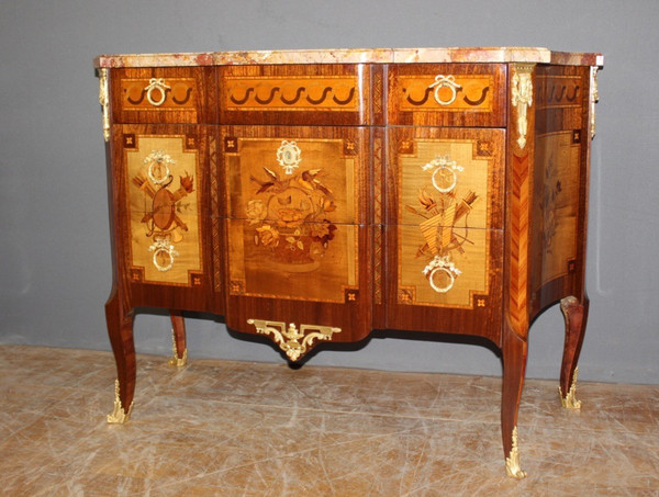 Transition Chest Of Drawers In Marquetry End XIX