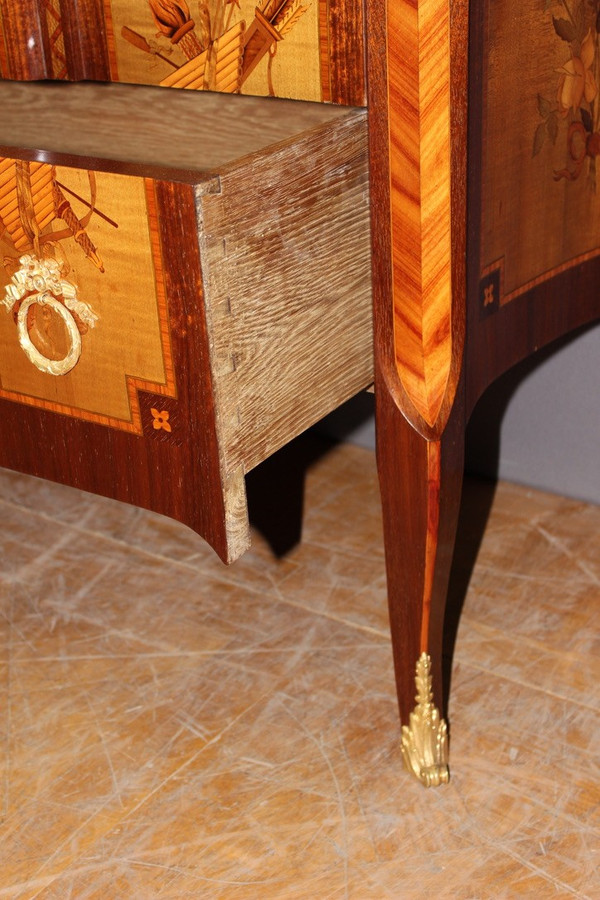 Transition Chest Of Drawers In Marquetry End XIX