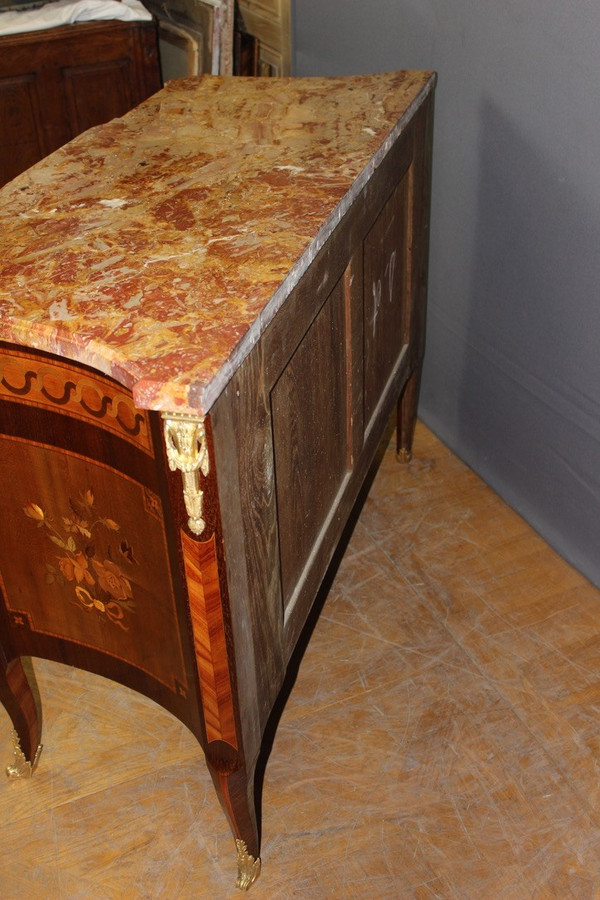 Transition Chest Of Drawers In Marquetry End XIX