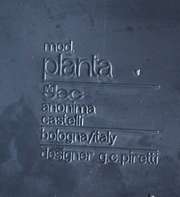 Appendiabiti Planta di Piretti Italia 1972