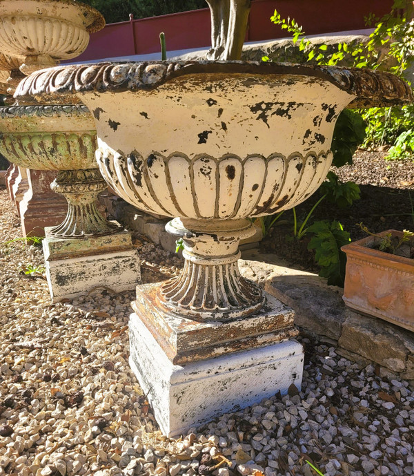 2 Large Cast Iron Garden Vases on Base, 19th Century