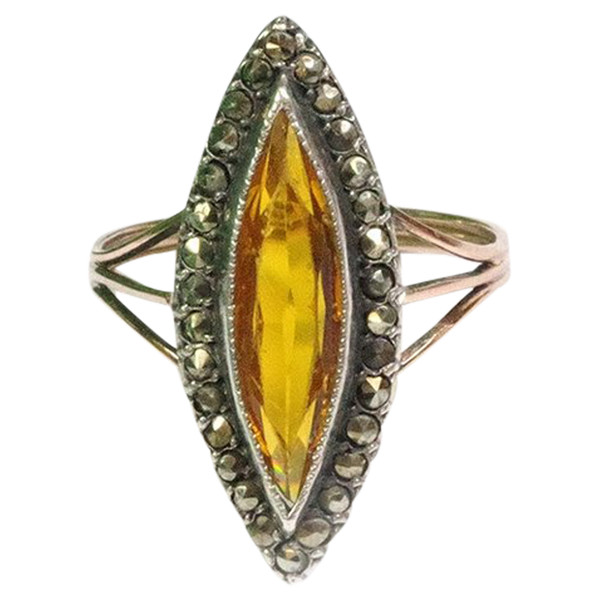 Victorian marquise yellow ring in 18k gold and silver, navette ring, marcassites, yellow glass