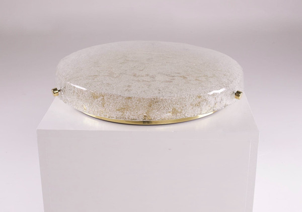 Large round ceiling light in brass and Murano glass.