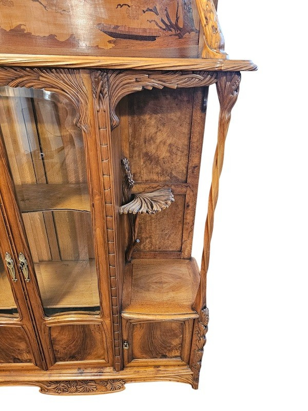 Art Nouveau display case from the Nancy School "Pine Cones"