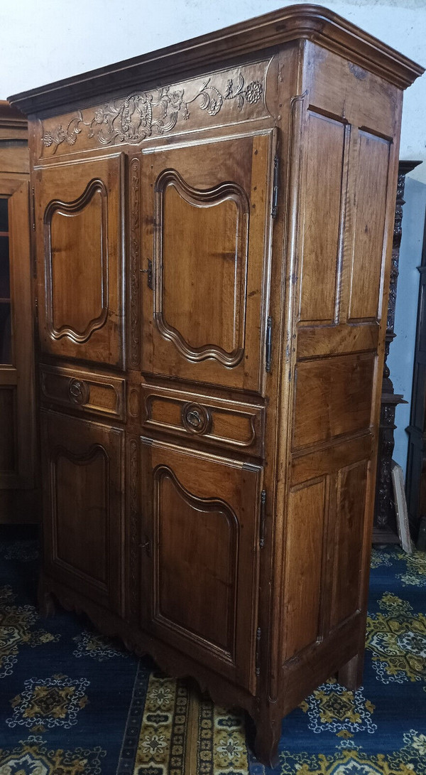 Regency 4-türiges Schrank-Sideboard aus geschnitztem Walnussholz