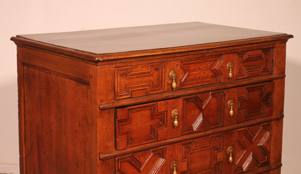 17th Century Jacobean Oak Chest Of Drawers