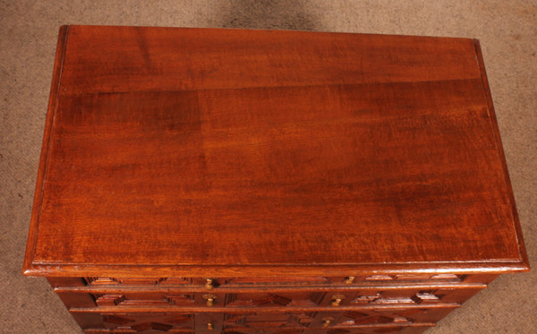 17th Century Jacobean Oak Chest Of Drawers