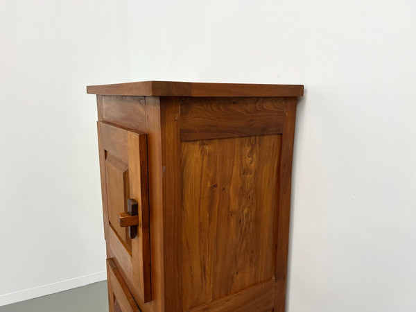 Petite armoire bonnetière brutaliste des années 50