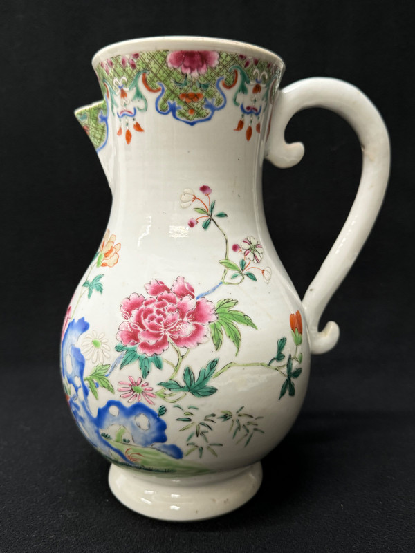 Verseuse en Porcelaine de Chine Compagnie Indes Famille rose période Qianlong  