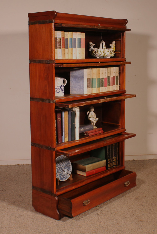 Globe Wernicke Mahogany Bookcase Of 4 Elements With A Drawer