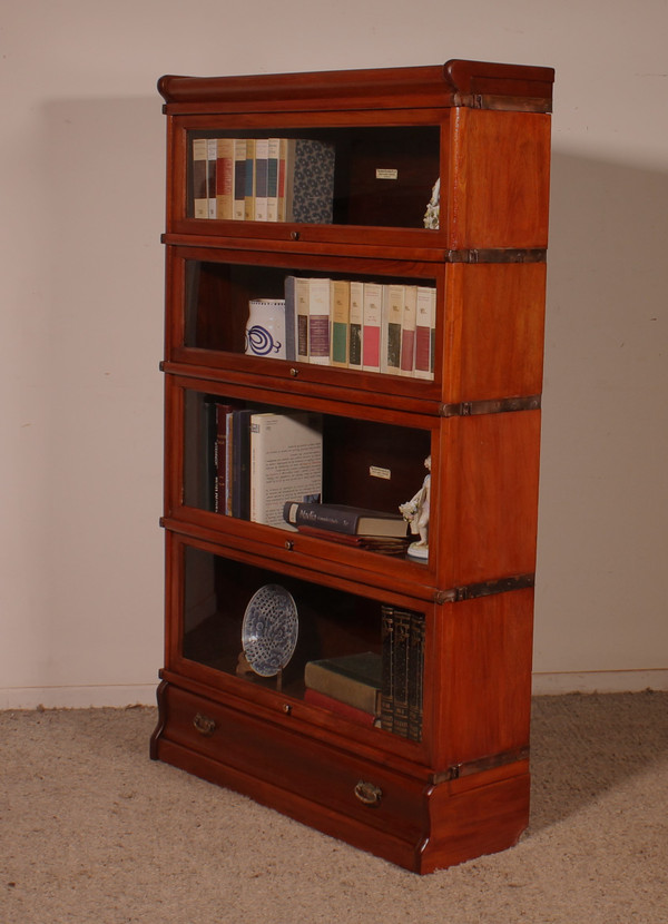 Globe Wernicke Mahogany Bookcase Of 4 Elements With A Drawer