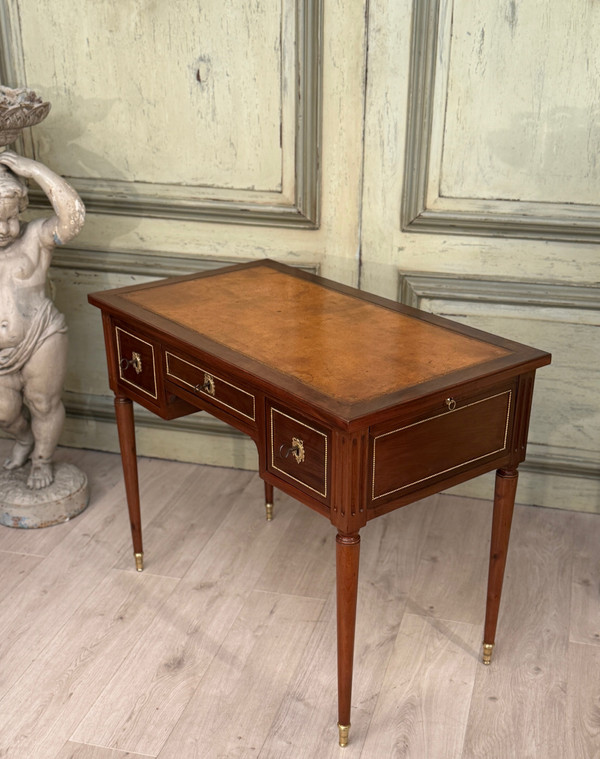 Leonard Boudin, Bureau Plat En Acajou d'Eoque Louis XVI Stamped About 1780