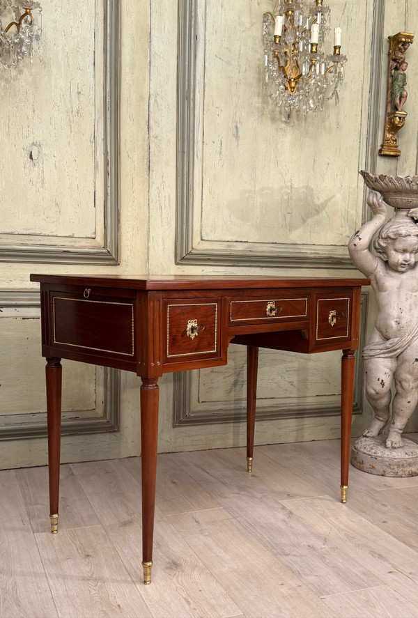 Leonard Boudin, Bureau Plat En Acajou d'Eoque Louis XVI Stamped About 1780