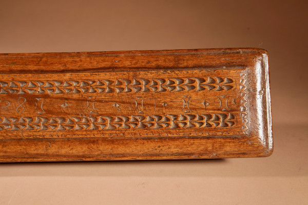  Elegant Norwegian Mangle board dated early 1728