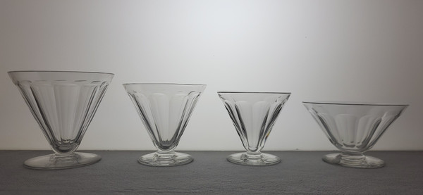 24-teiliges Service aus Baccarat-Kristall Modell Rex 1920-30's